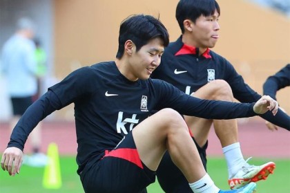 开云体育下载-深圳可否有奇迹？韩国队的两点忌惮：防反击+怕受伤