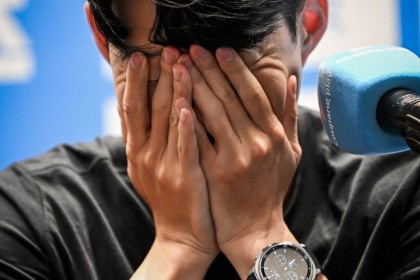 kaiyun-动情时刻！孙兴慜发布会确认离开热刺，情绪激动一度掩面而泣